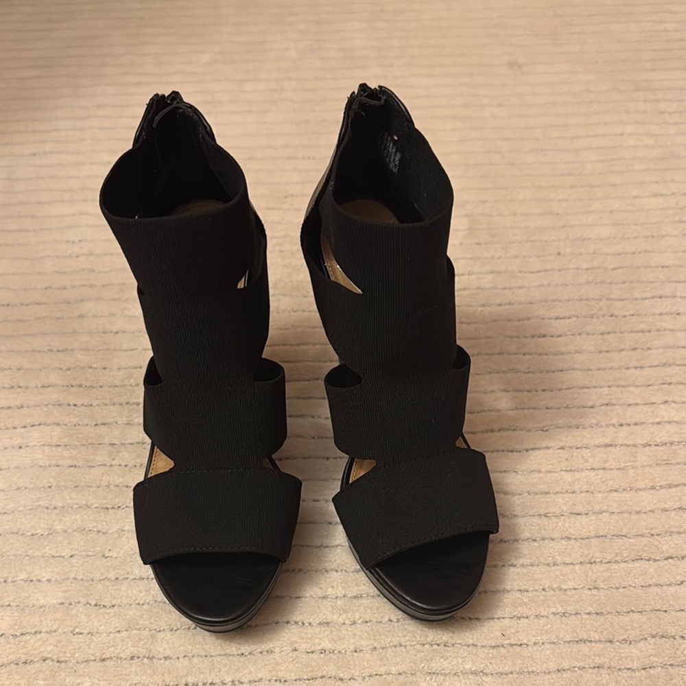 Elegant Black Women's Shoes